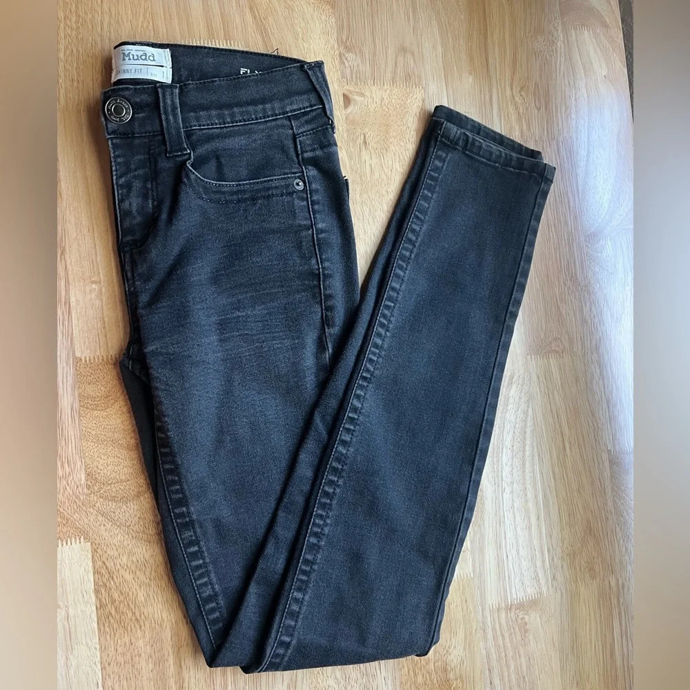 MUDD Skinny Jeans2 for $22 ❇️